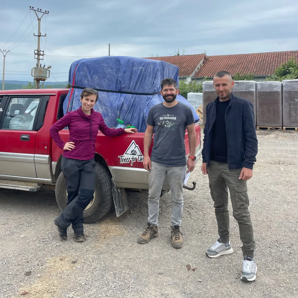 2023: Picking up planting substrate