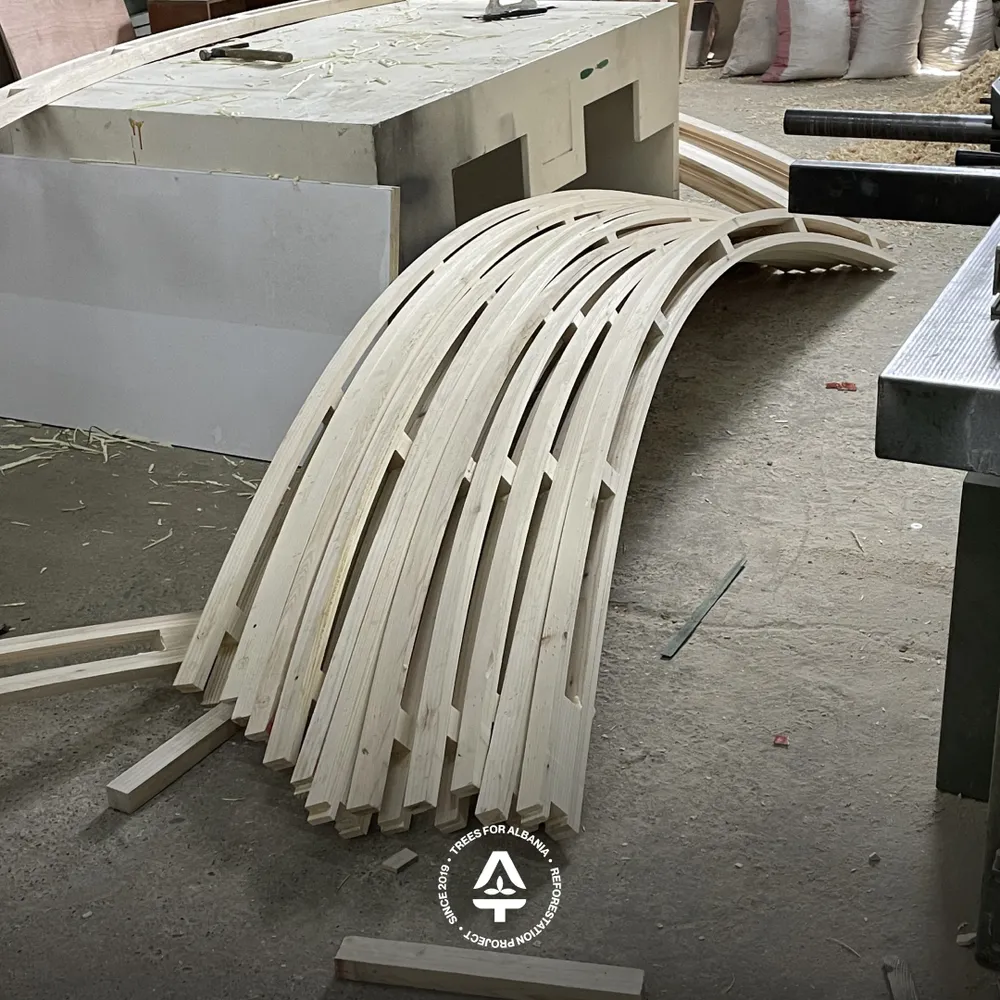 Preparing all the elements in Albi’s workshop