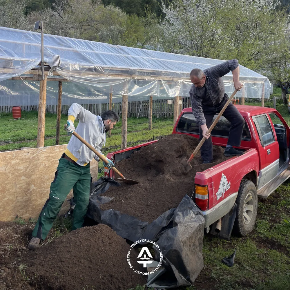 Soil and substrate mixing